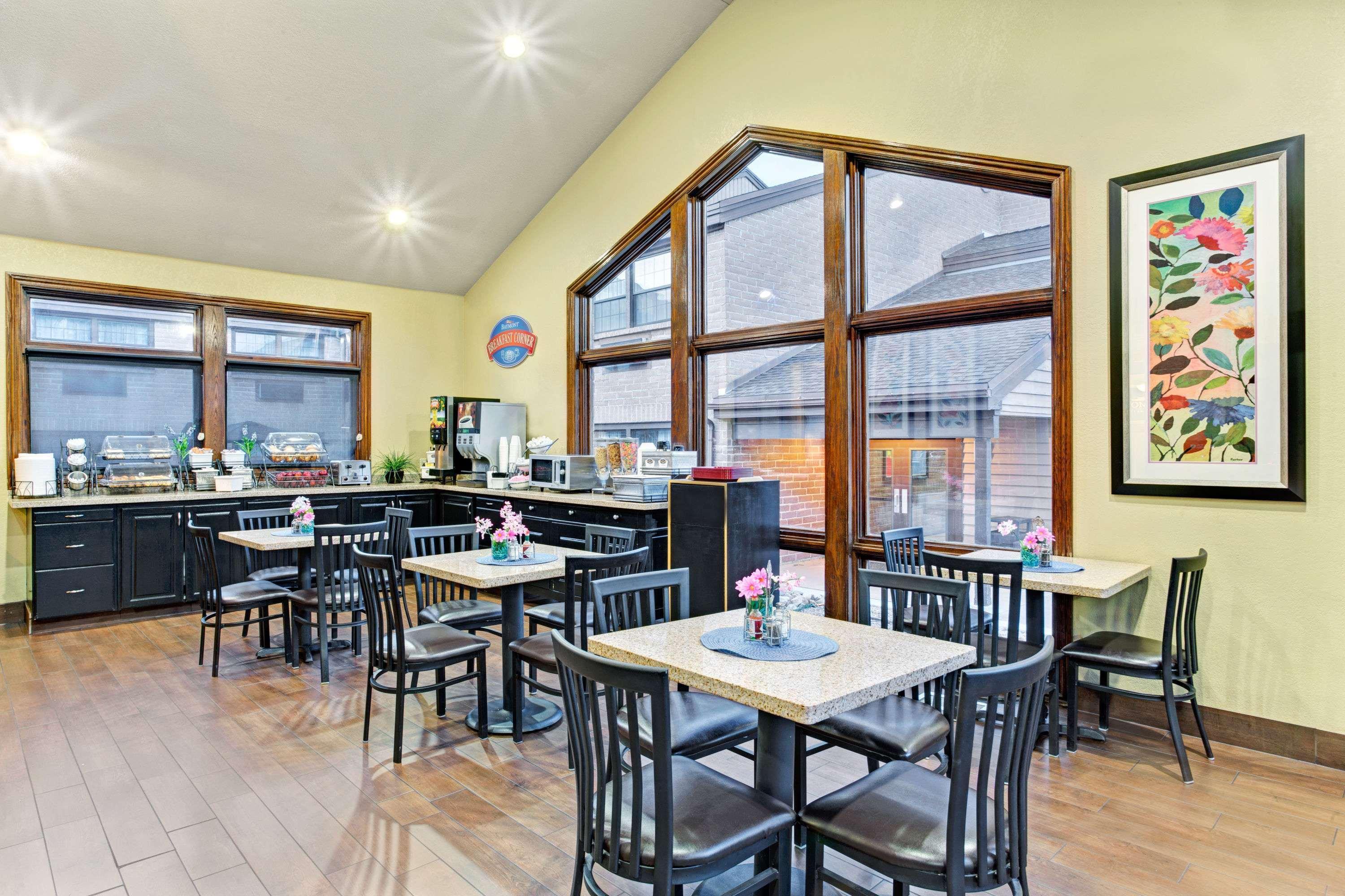 Baymont By Wyndham Provo River Exterior photo